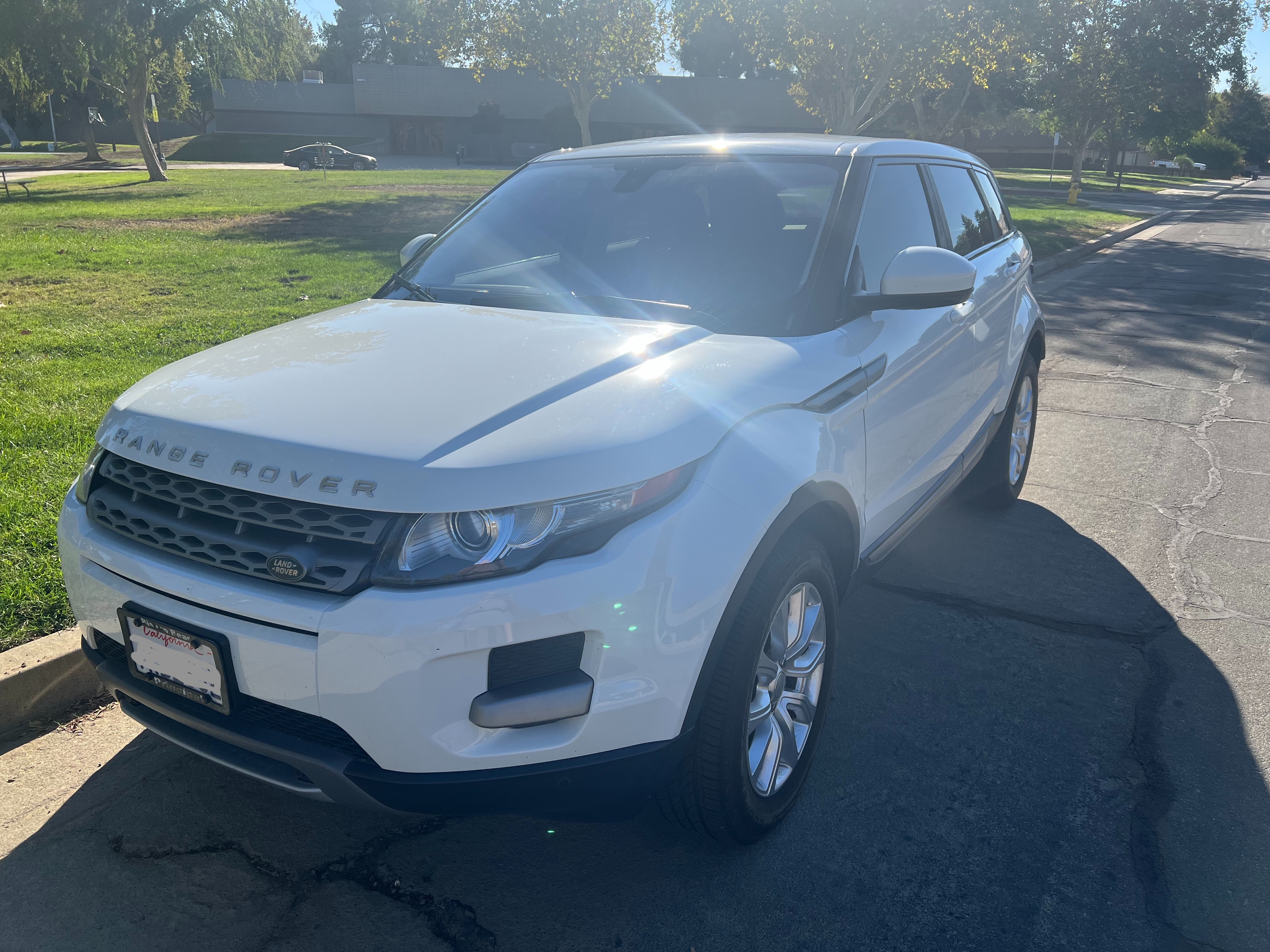 Used 2015 Land Rover Range Rover Evoque Pure AWD/4WD image 1