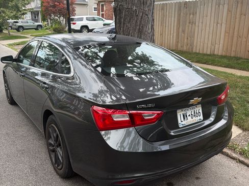 Used 2016 Chevrolet Malibu LT FWD image 5