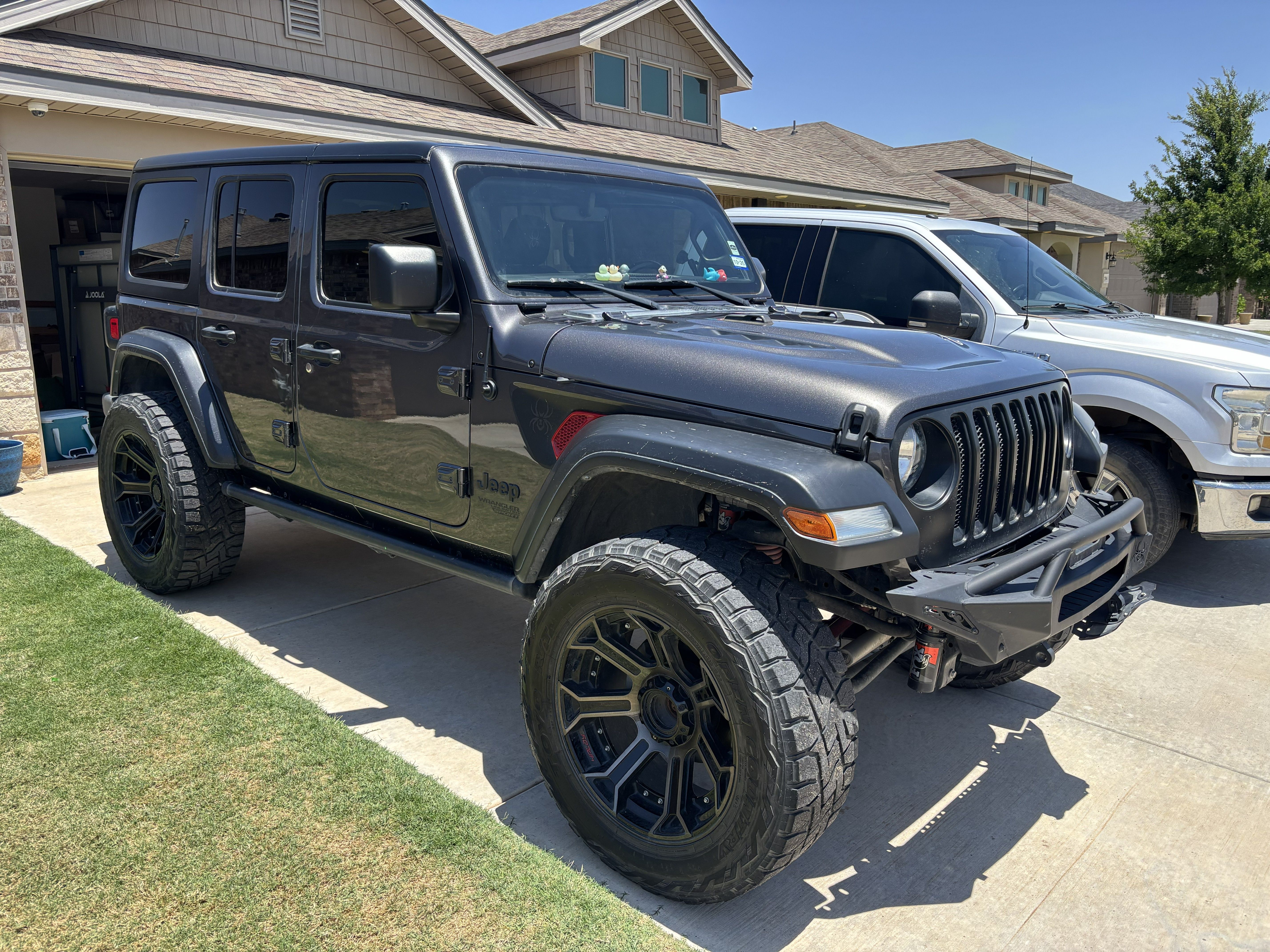 Used 2021 Jeep Wrangler Unlimited Sport AWD/4WD image 2