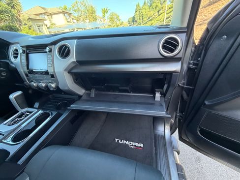 Used 2018 Toyota Tundra SR5 w/ TRD Off Road Package AWD/4WD image 21