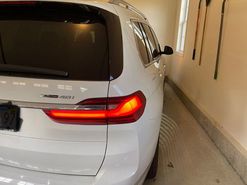 Used 2020 BMW X7 xDrive40i w/ Cold Weather Package image 2