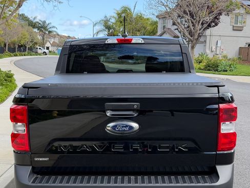 Used 2023 Ford Maverick XL FWD image 5