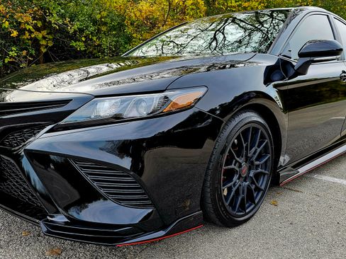 Used 2024 Toyota Camry image 8