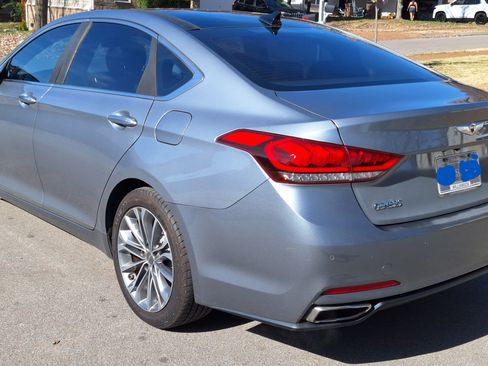 Used 2015 Hyundai Genesis 3.8 w/ Option Group 03 image 9