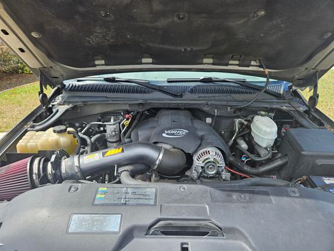 Used 2006 GMC Yukon Denali image 12