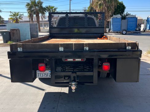 Used 2004 Ford F350 2WD Regular Cab DRW Super Duty image 8