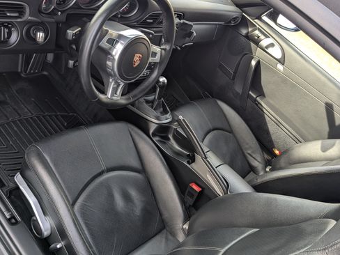 Used 2010 Porsche 911 Carrera image 14