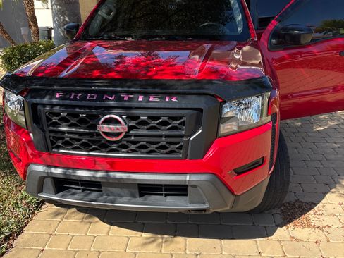 Used 2022 Nissan Frontier S w/ Technology Package image 9