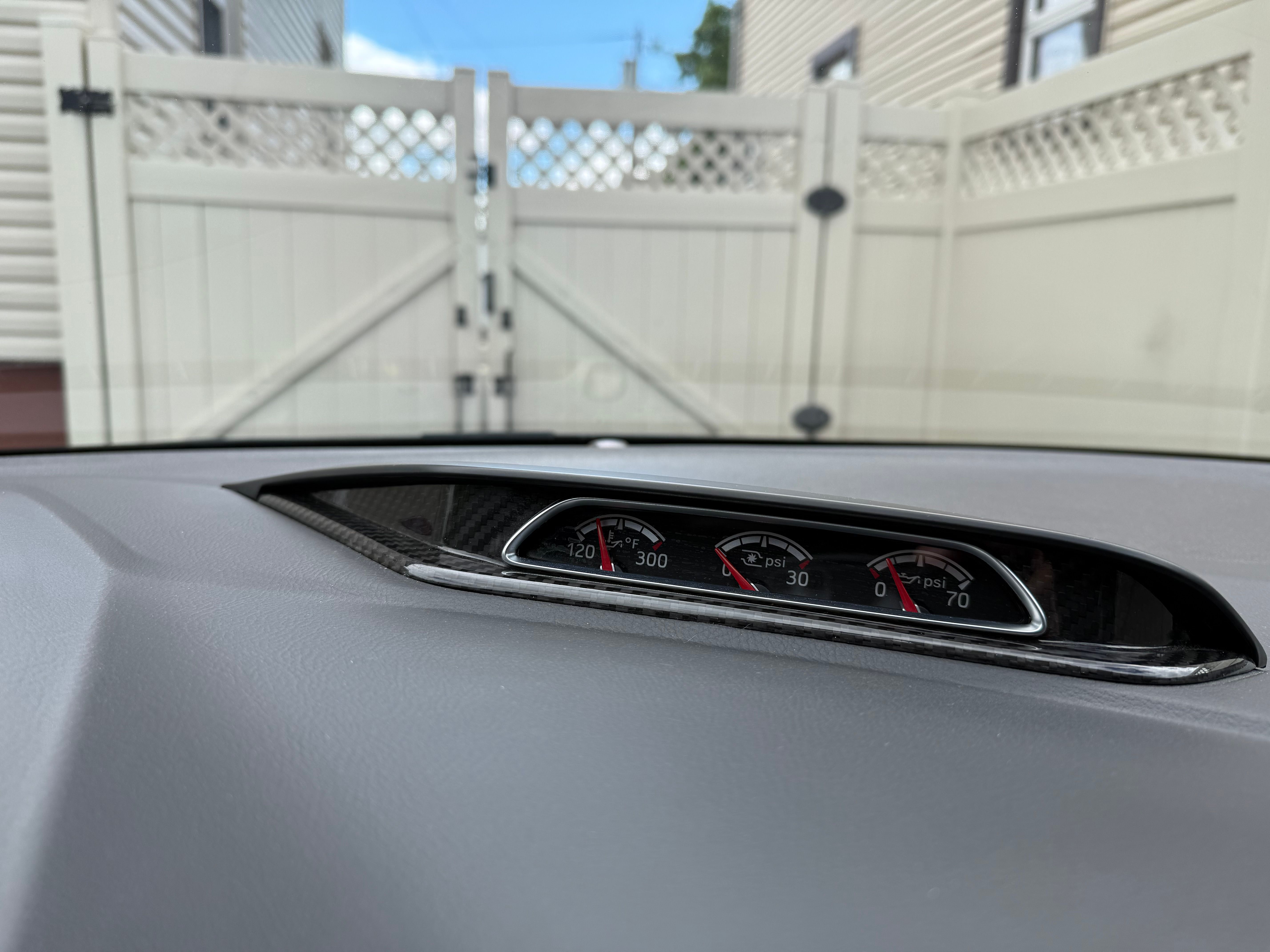 Used 2018 Ford Focus ST w/ Equipment Group 402A FWD image 17