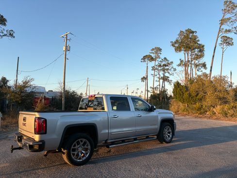 Used 2018 GMC Sierra 1500 SLT image 6