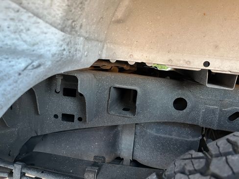 Used 2018 Ford F150 Raptor w/ Equipment Group 802A Luxury image 19