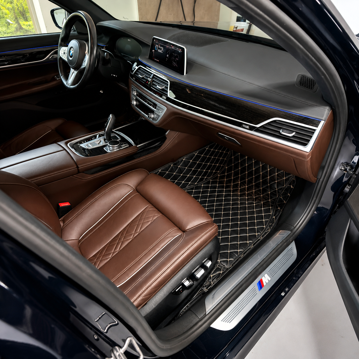 Used 2020 BMW 745e xDrive AWD/4WD image 8