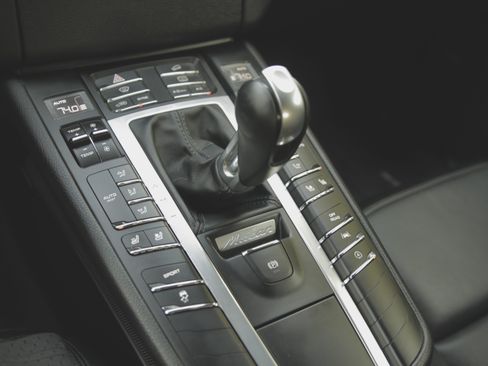 Used 2017 Porsche Macan S image 13