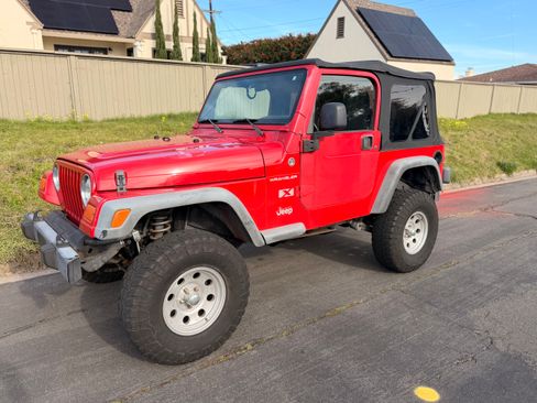 Used 2006 Jeep Wrangler X w/ Premium Audio Group image 4