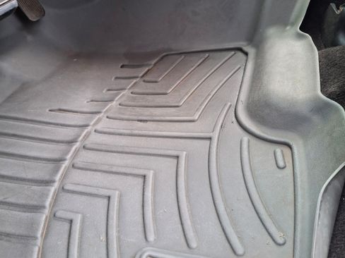 Used 2011 Chevrolet Silverado 3500 LT w/ Interior Plus Package image 18