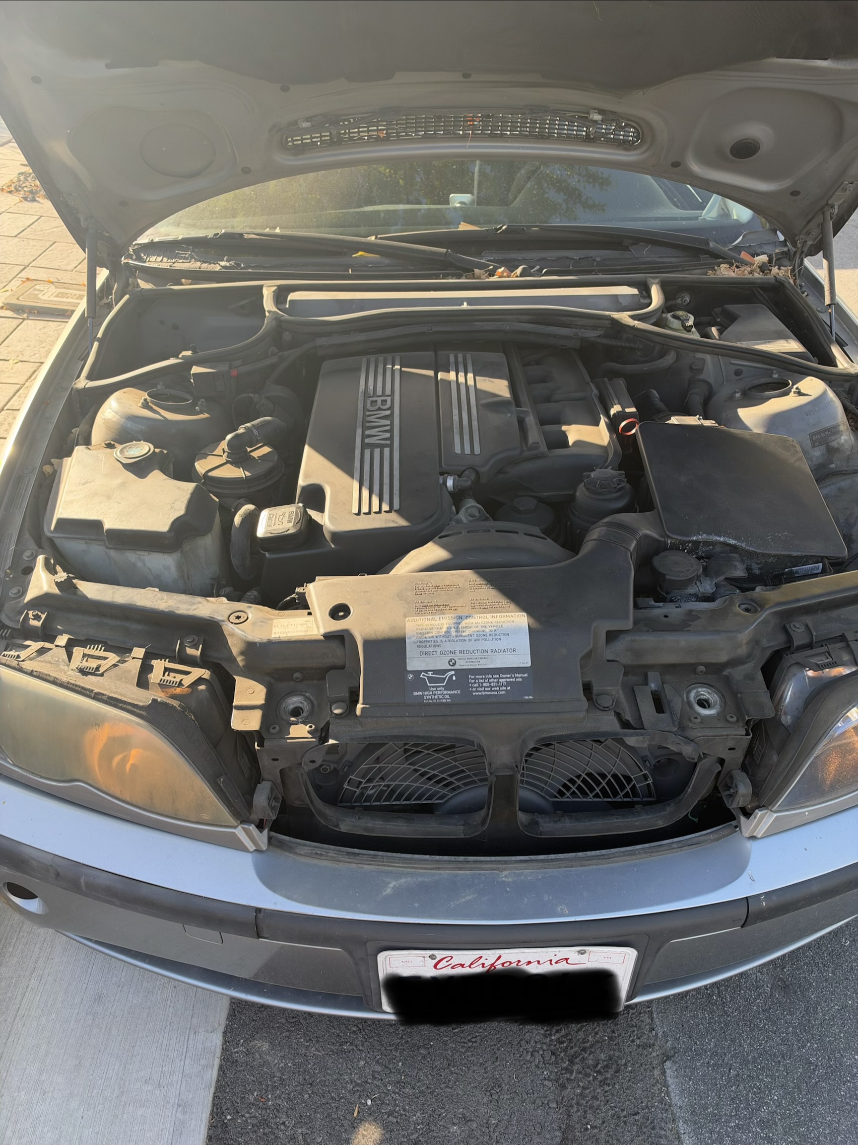 Used 2005 BMW 325i Sedan RWD image 8