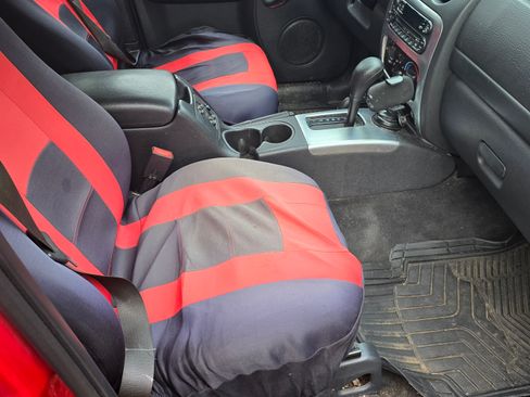 Used 2003 Jeep Liberty Limited image 8