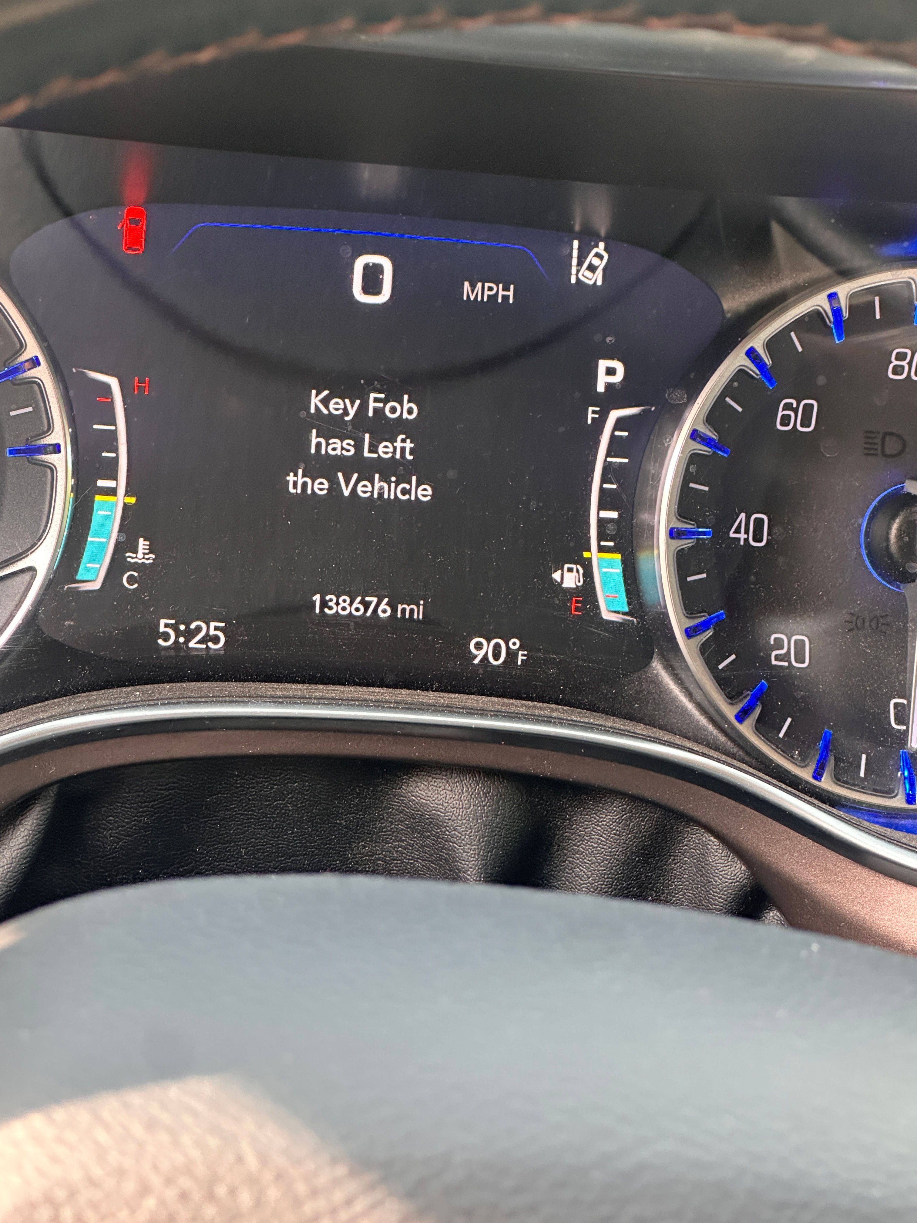 Used 2019 Chrysler Pacifica Touring-L Plus w/ Advanced Safetytec Group FWD image 6
