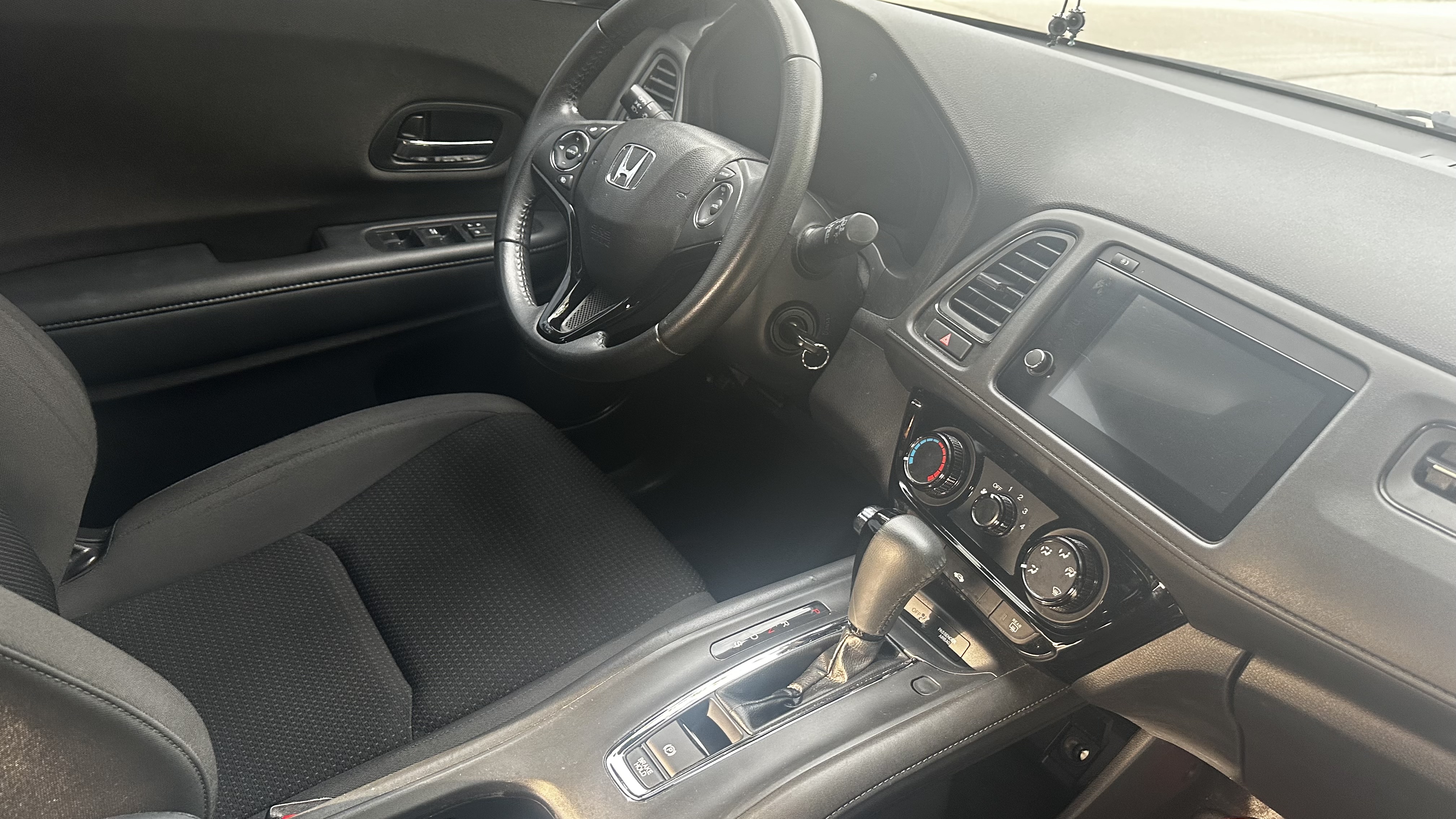 Used 2019 Honda HR-V Sport image 12