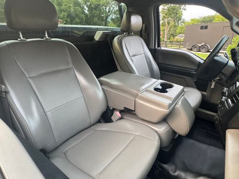Used 2018 Ford F150 XL w/ Equipment Group 101A Mid RWD image 14