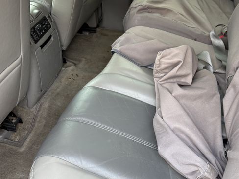 Used 2001 GMC Yukon Denali image 15