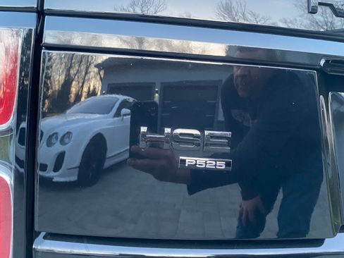 Used 2020 Land Rover Range Rover Long Wheelbase HSE image 13