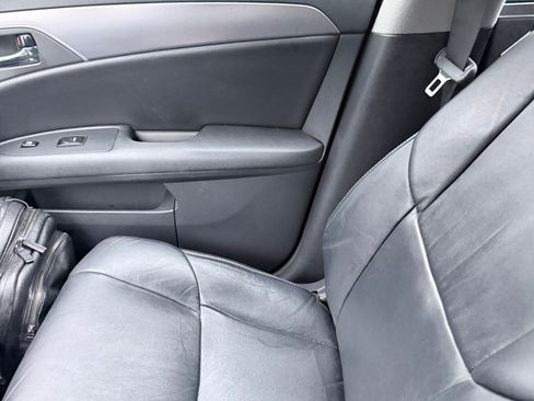 Used 2008 Toyota Avalon Touring FWD image 6