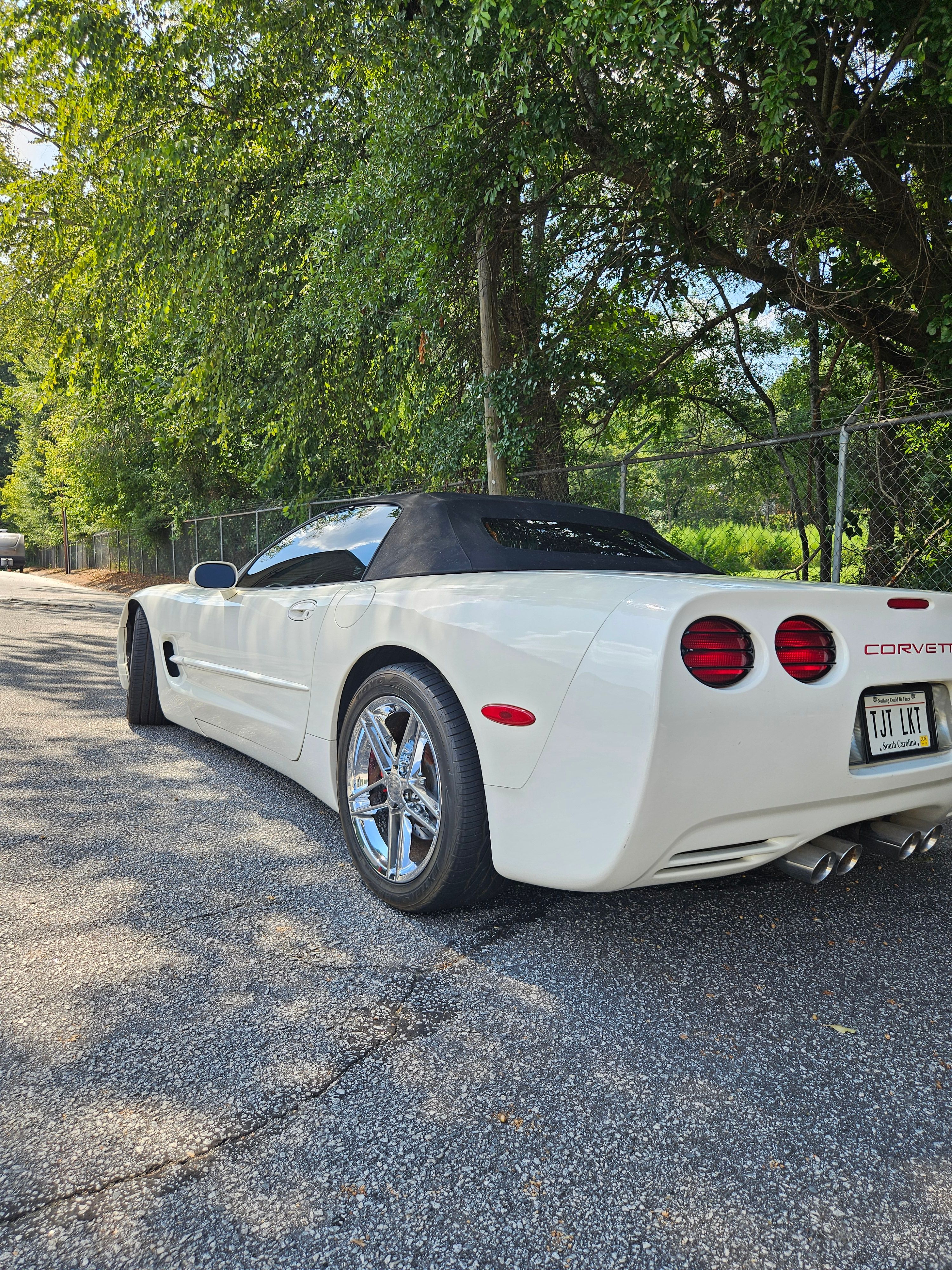 Used 2003 Chevrolet Corvette Convertible w/ Preferred Equipment Group1 RWD image 8