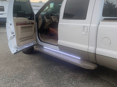 Used 2008 Ford F350 King Ranch image 9