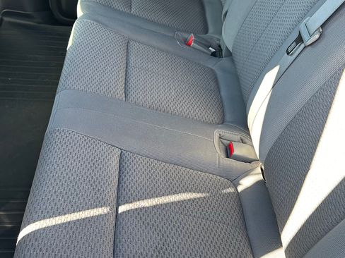 Used 2012 Ford F150 XLT w/ XLT Chrome Pkg image 14