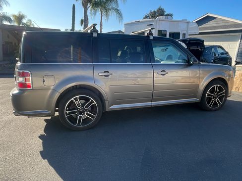 Used 2014 Ford Flex SEL w/ Equipment Group 202A image 1