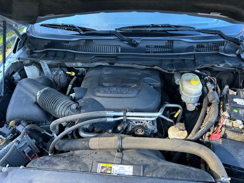 Used 2018 RAM 2500 Big Horn image 27