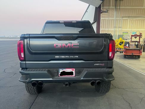 Used 2021 GMC Sierra 1500 AT4 image 5