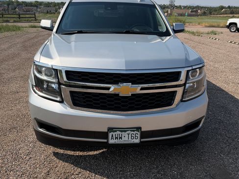 Used 2020 Chevrolet Suburban LT AWD/4WD image 9