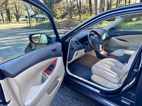 Used 2010 Lexus ES 350 image 18