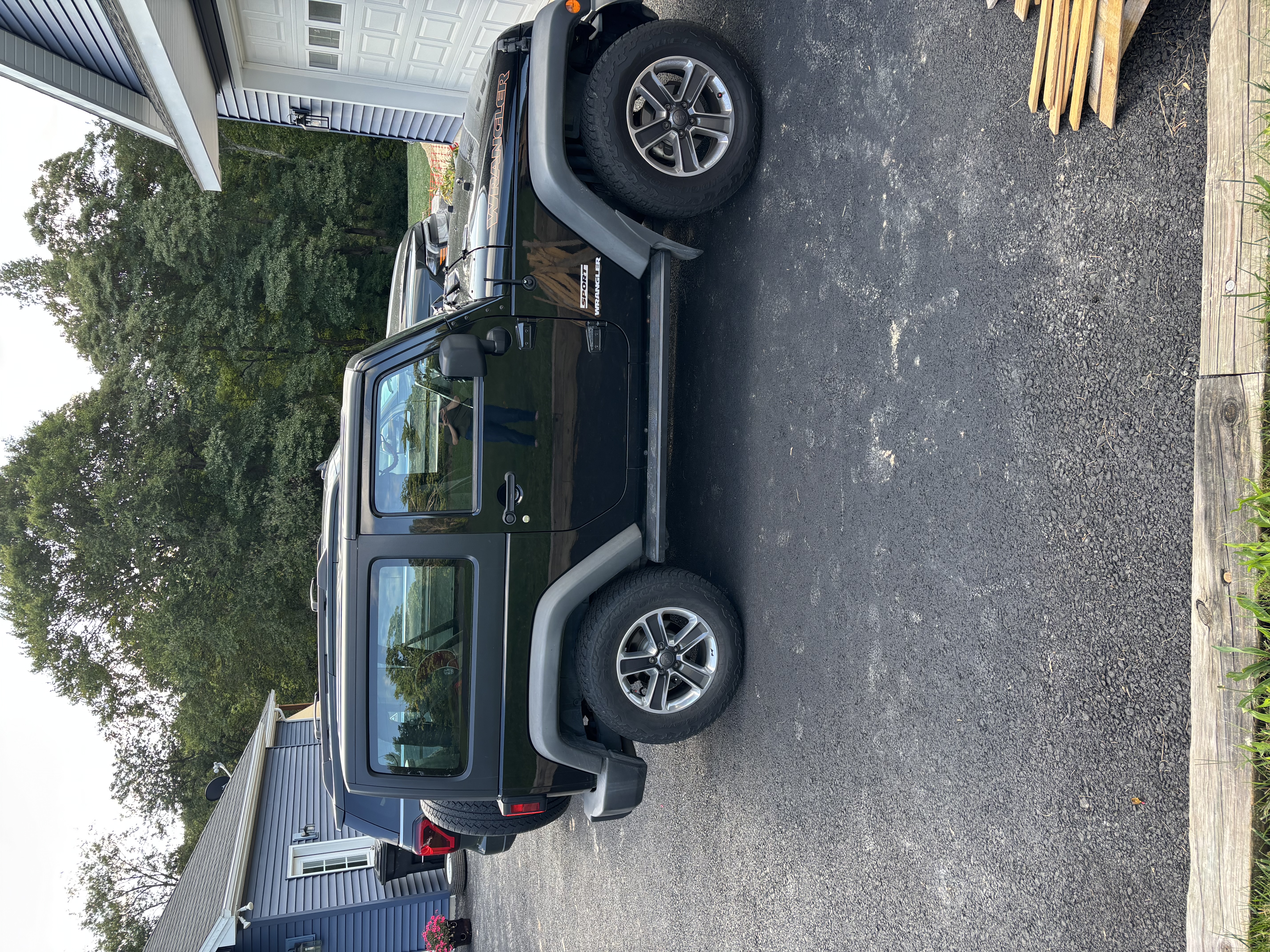 Used 2012 Jeep Wrangler Sport AWD/4WD image 5