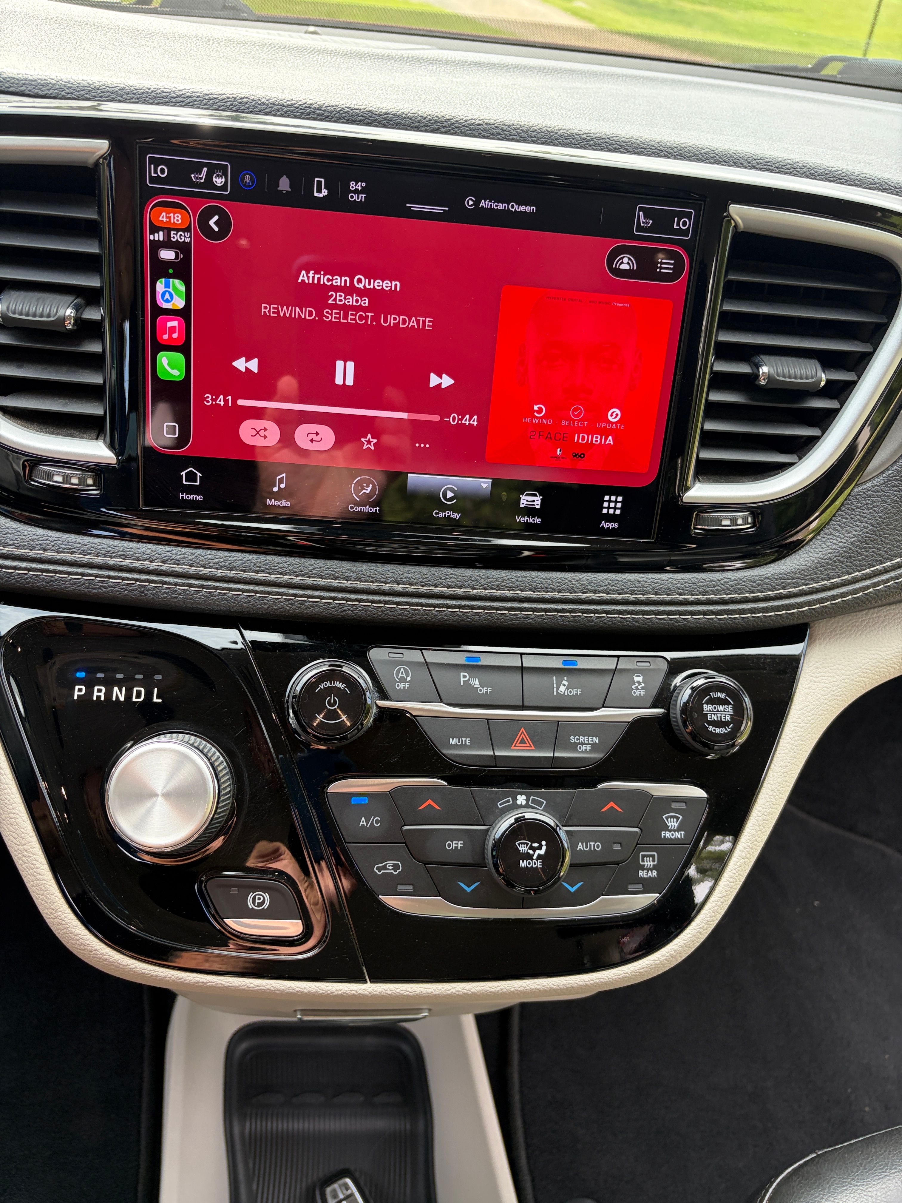 Used 2022 Chrysler Pacifica Touring-L FWD image 16