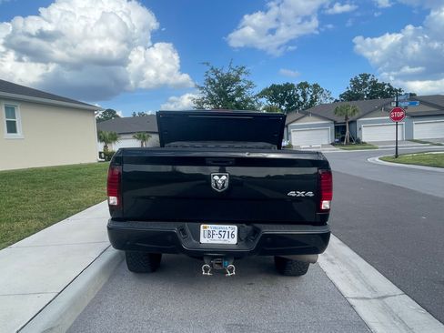 Used 2018 RAM 2500 Laramie w/ Sport Appearance Group image 4