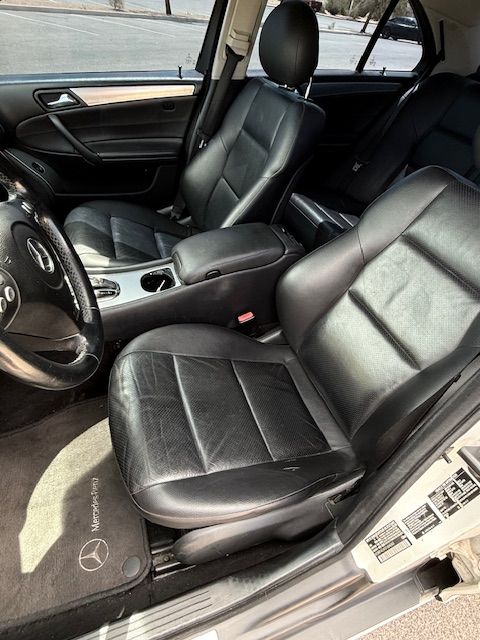 Used 2005 Mercedes-Benz C 230 Sedan image 14