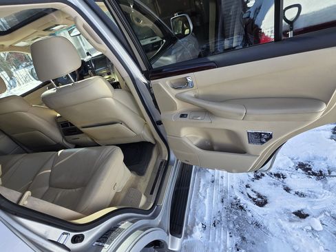 Used 2010 Lexus LX 570 570 Sport Utility 4D image 16