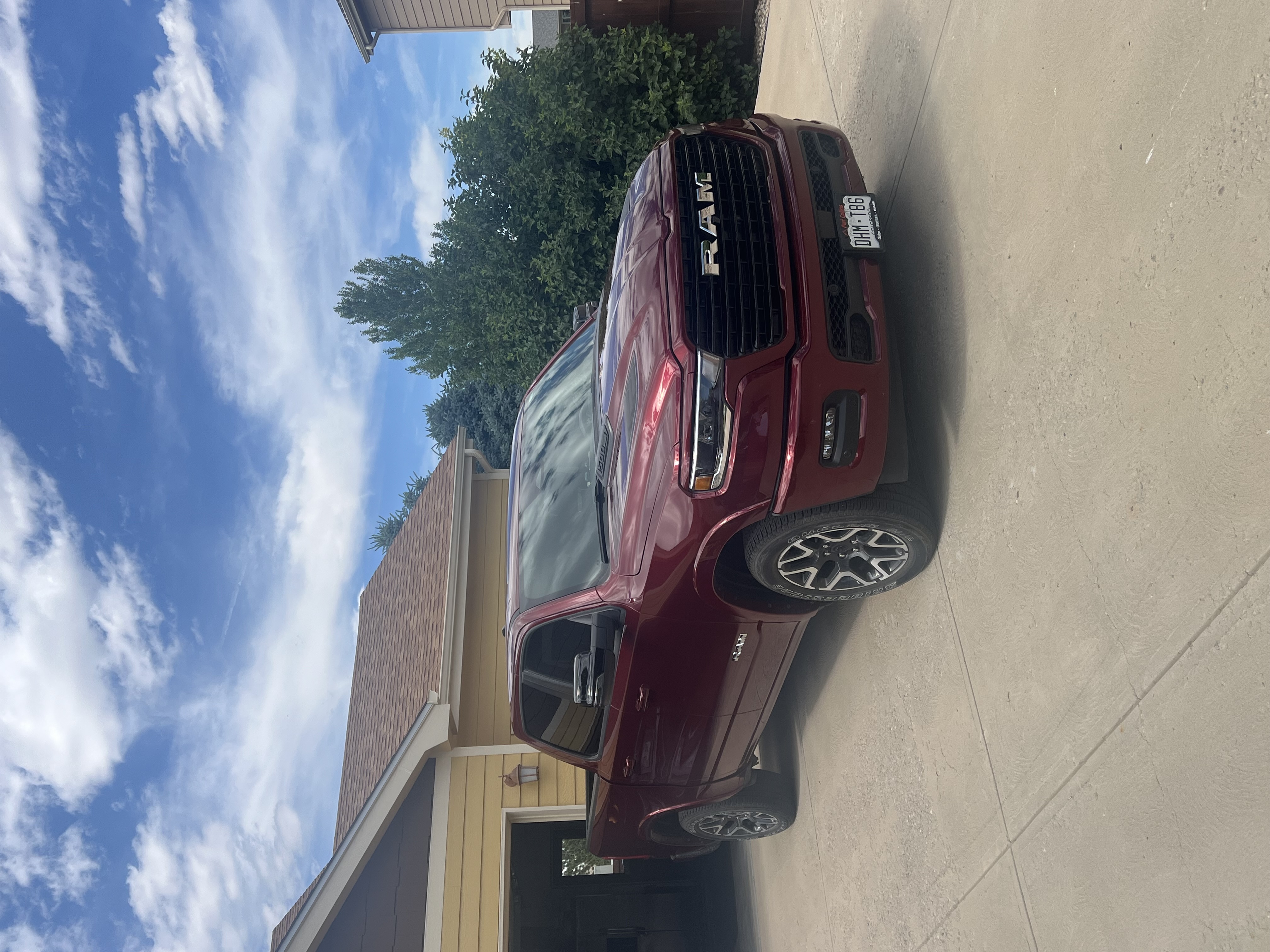 Used 2025 RAM 1500 Laramie w/ Sport Appearance Package AWD/4WD image 21