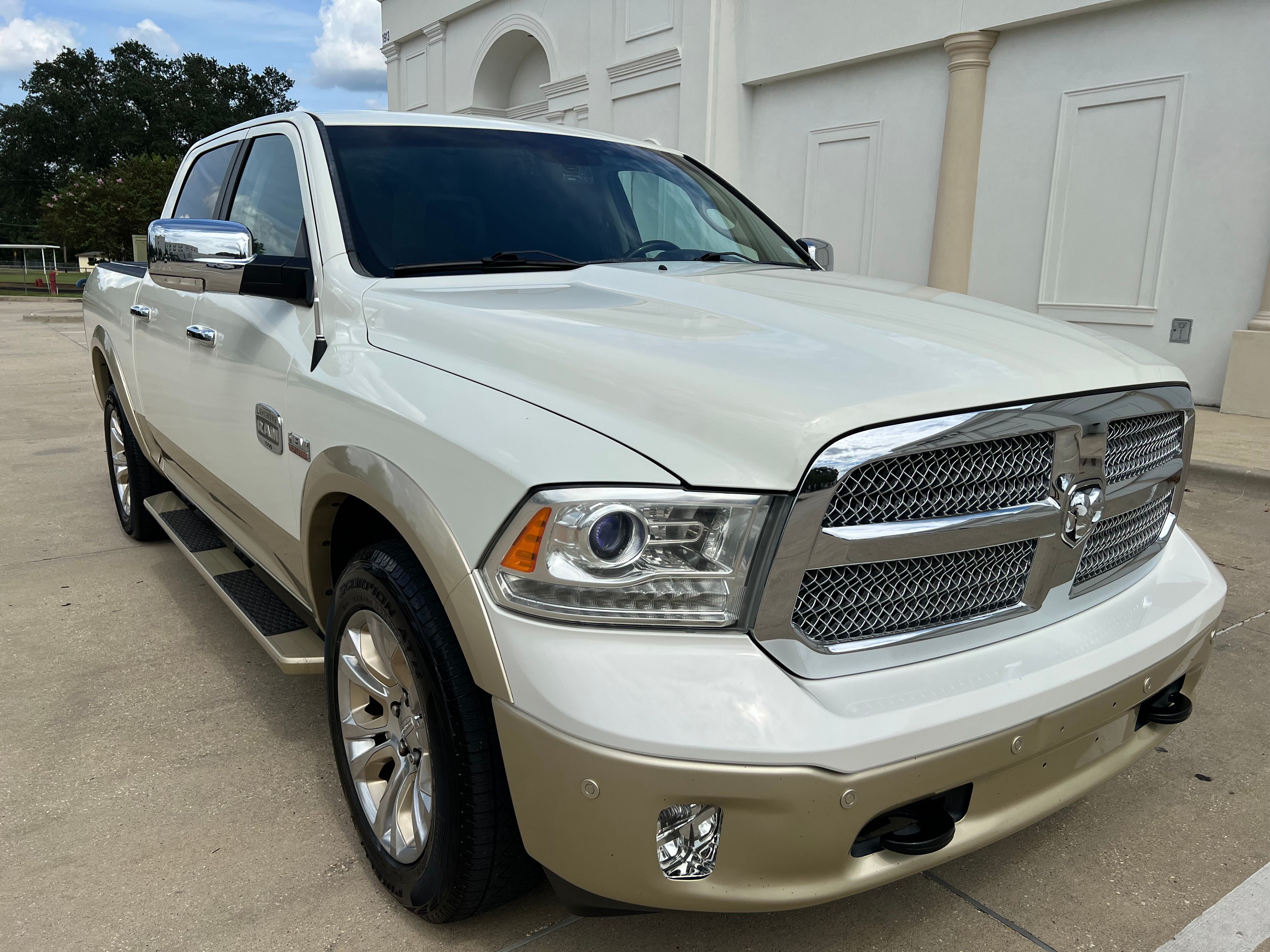 Used 2016 RAM 1500 Laramie Longhorn w/ Convenience Group AWD/4WD image 2