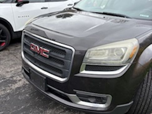 Used 2016 GMC Acadia SLE AWD/4WD image 2