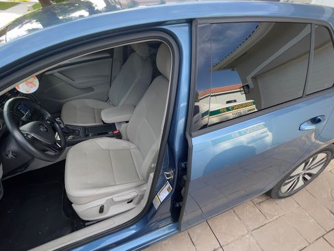 Used 2015 Volkswagen e-Golf SEL Premium FWD image 5