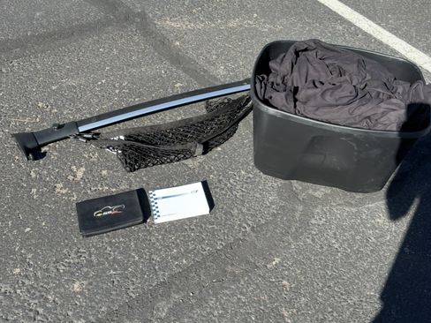 Used 2004 Chevrolet SSR w/ Preferred Equipment Group image 16