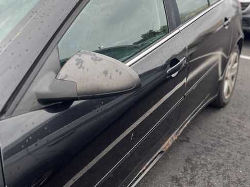 Used 2009 Pontiac G6 Sedan w/ Preferred Package image 2