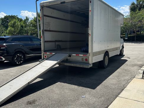 Used 2007 Ford E-450 and Econoline 450 RWD image 9