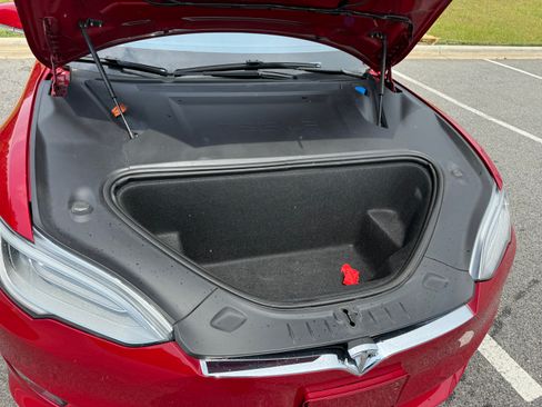 Used 2019 Tesla Model S Long Range image 15