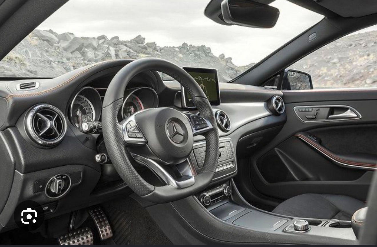 Used 2014 Mercedes-Benz CLA 250 4MATIC image 4