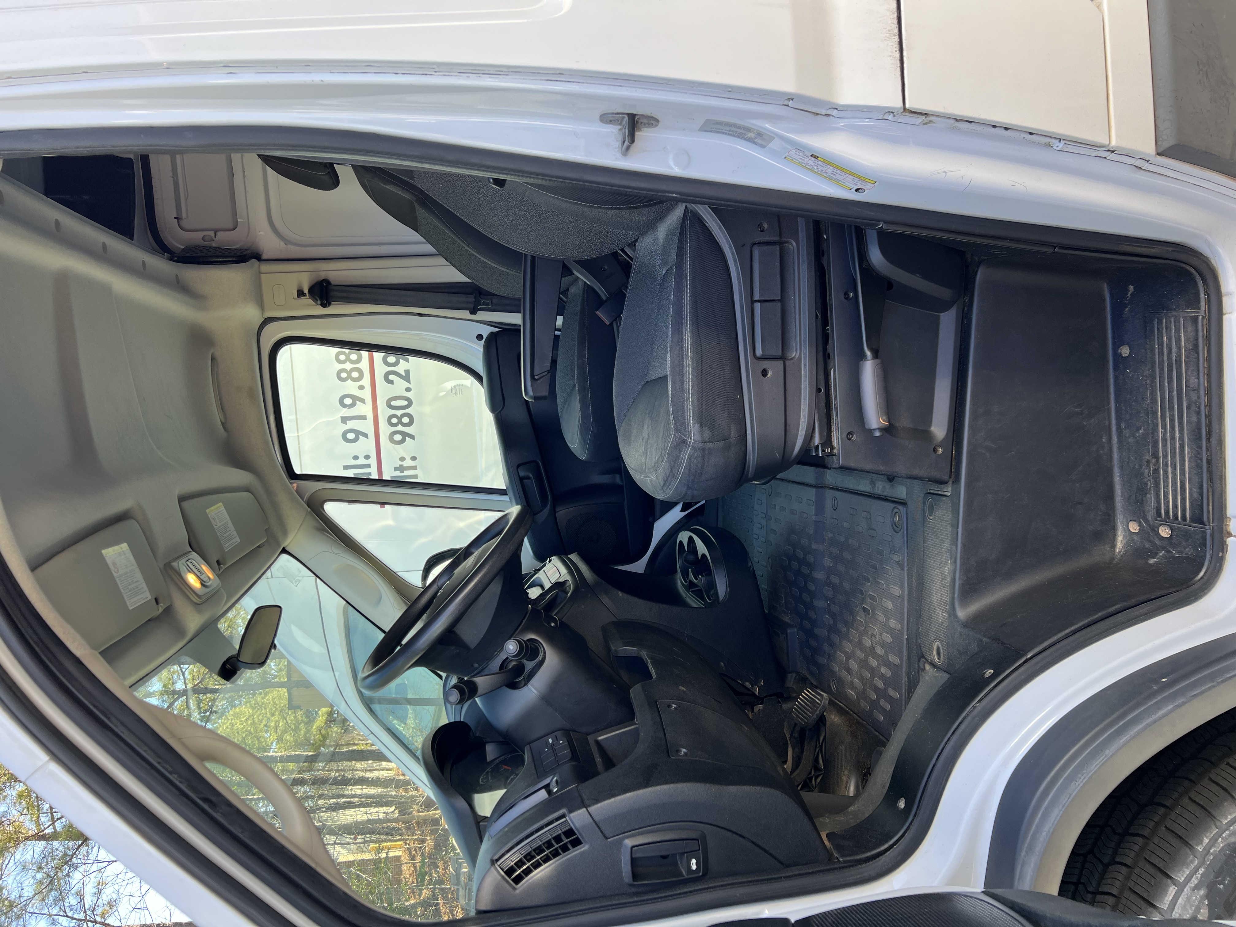 Used 2018 RAM ProMaster 2500 FWD image 8